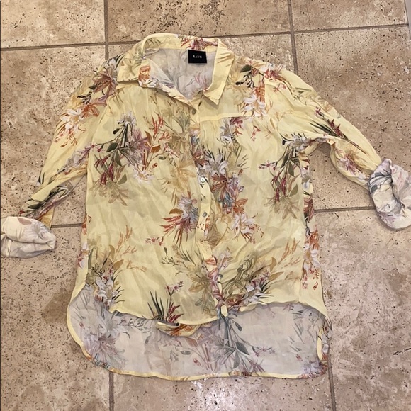 Flower Button Up - Picture 1 of 1